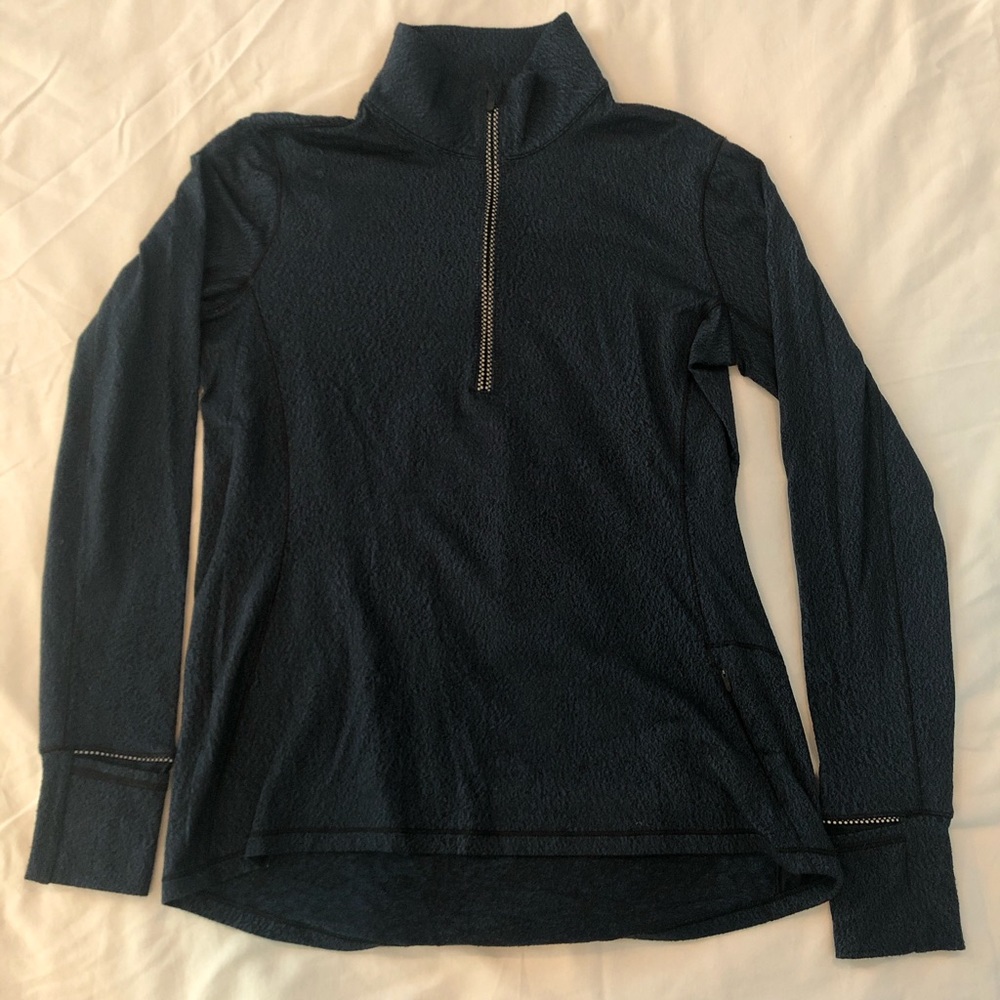 Lululemon quarter/half zip sweatshirt